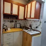 Guenes House Apartamento *