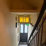 Guenes House Apartamento
