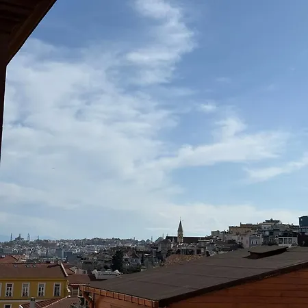 Apartment Gunes Hause Istanbul