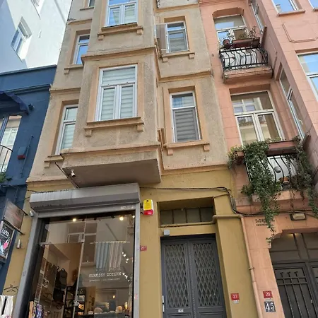 Guenes House Daire *