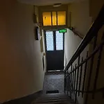 Guenes House
