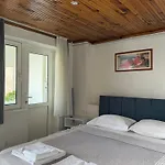 Guenes House Apartment *
