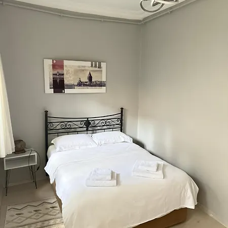Guenes House Istanbul