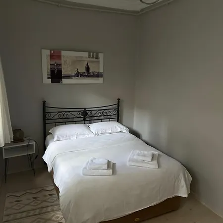Guenes House Apartment